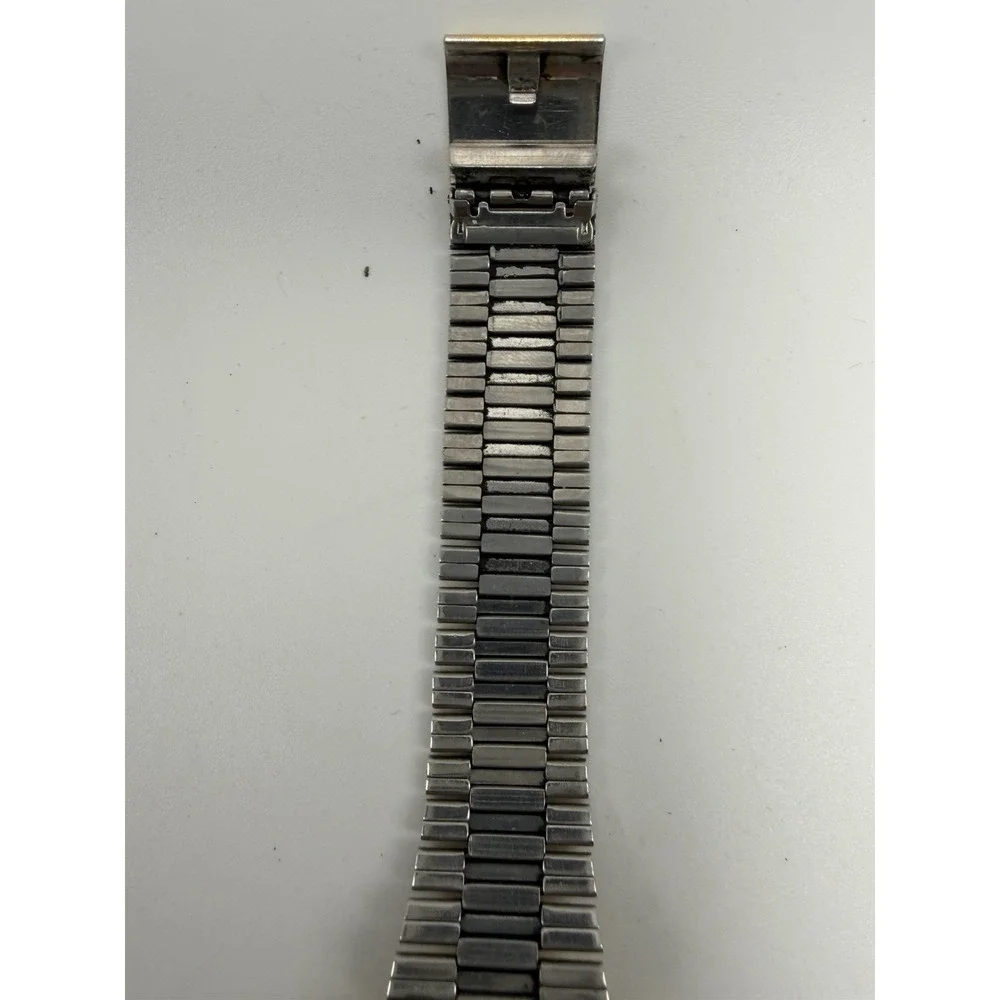 Citizen 3220-949382 New Battery Unisex‎ Watch 26MM 8